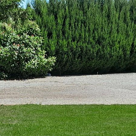 Les Roulottes Hotell Pouilly-sur-Vingeanne Eksteriør bilde